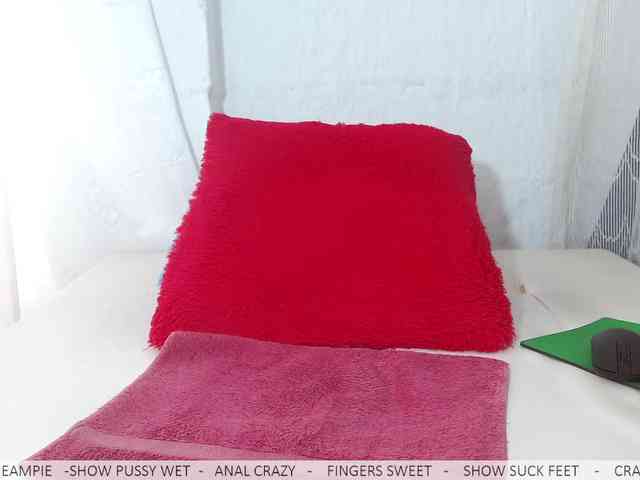 Samantrak-Love webcam