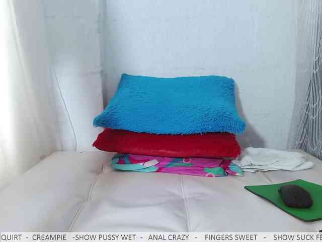 Samantrak-Love webcam