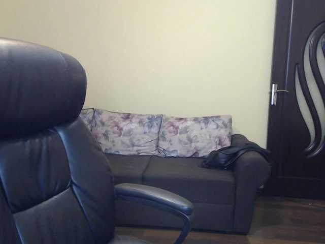 CandyHellenx's BongaCams show and profile