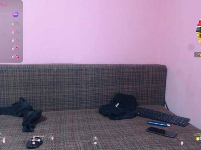 CandyHellenx's BongaCams show and profile