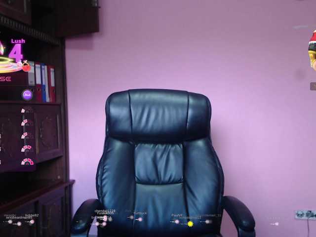 CandyHellenx's BongaCams show and profile