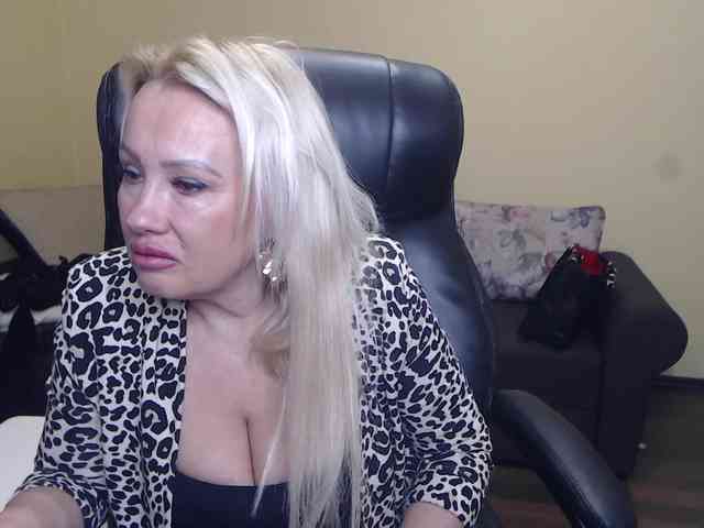 CandyHellenx webcam