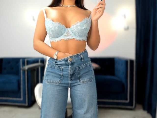 evellineeva1's BongaCams show and profile