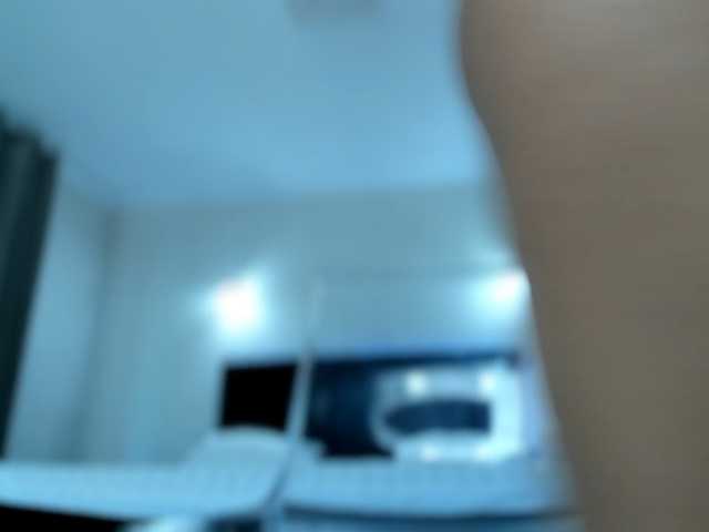 evellineeva1 Live Cam on BongaCams