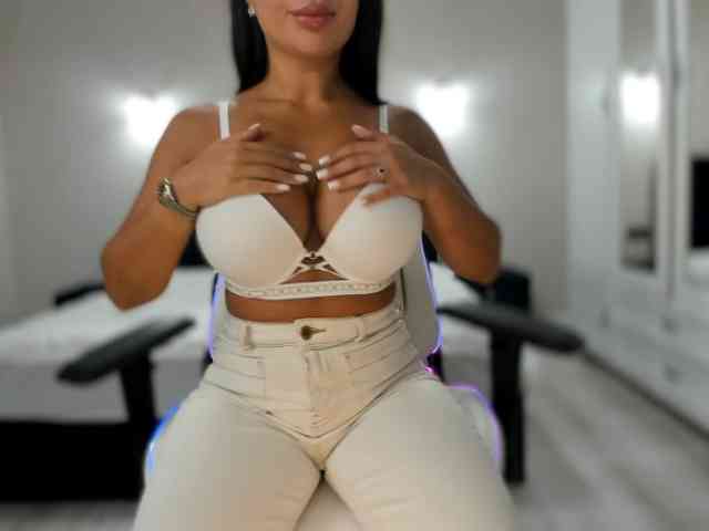random chat cam Evellineeva1