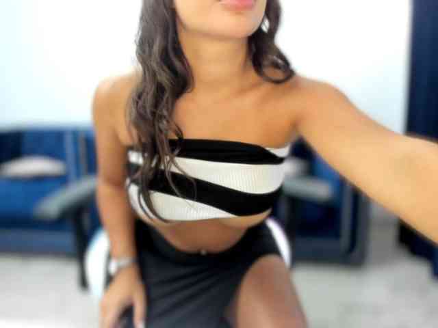 evellineeva1 webcam