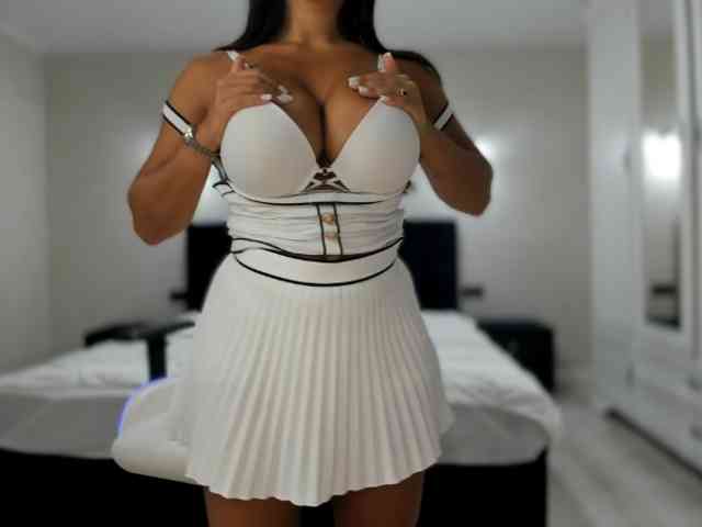 evellineeva1 webcam