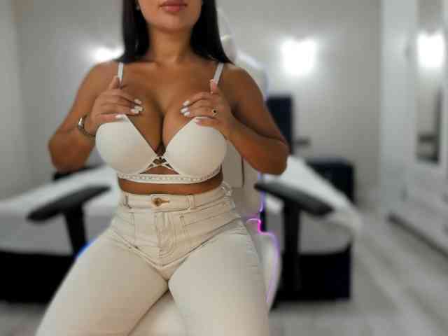 evellineeva1 webcam