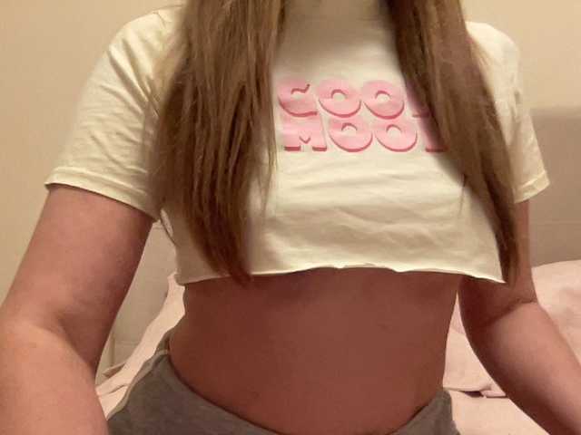 LizaFlower1's BongaCams show and profile