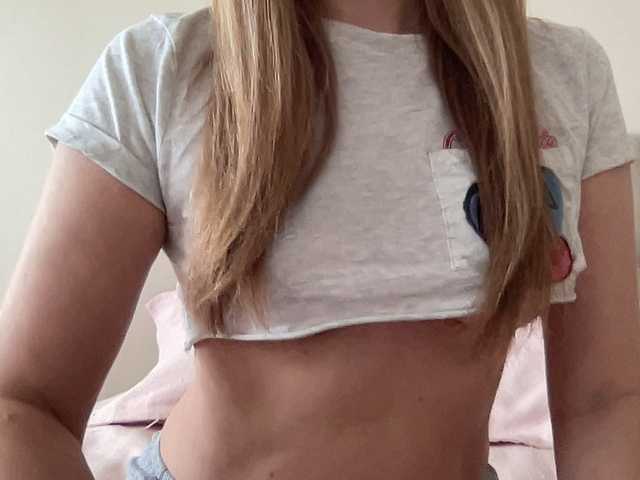 LizaFlower1's BongaCams show and profile