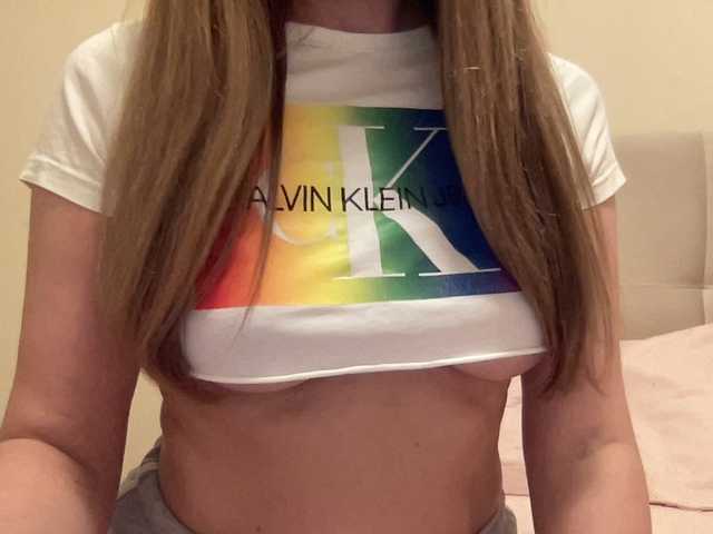 LizaFlower1's BongaCams show and profile