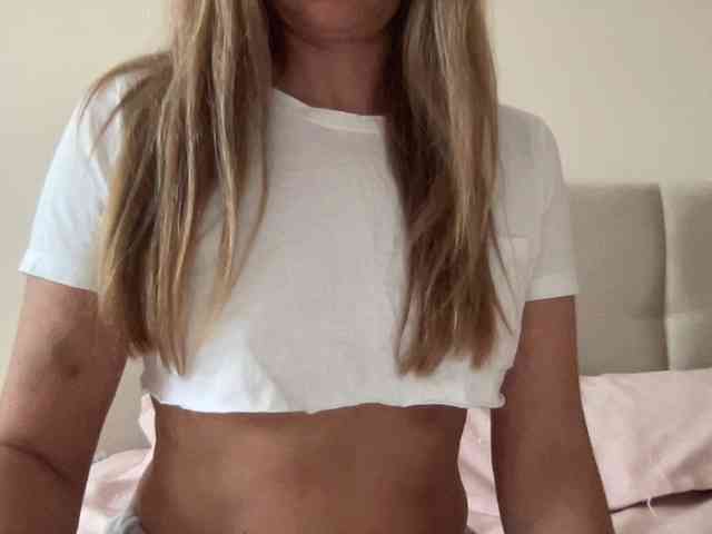 LizaFlower1 webcam