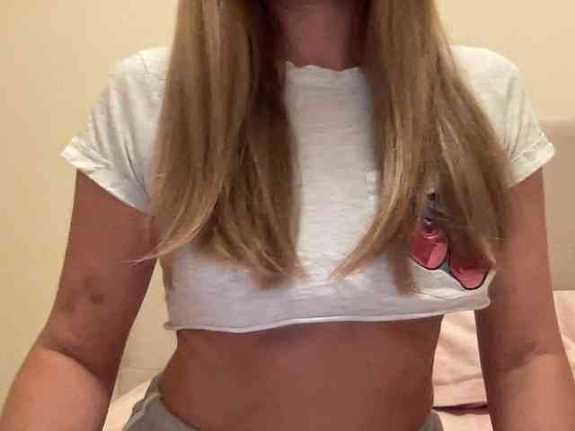 LizaFlower1 webcam