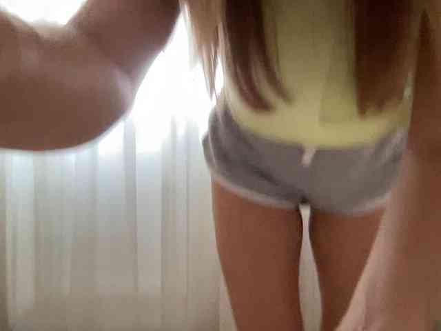 LizaFlower1 webcam