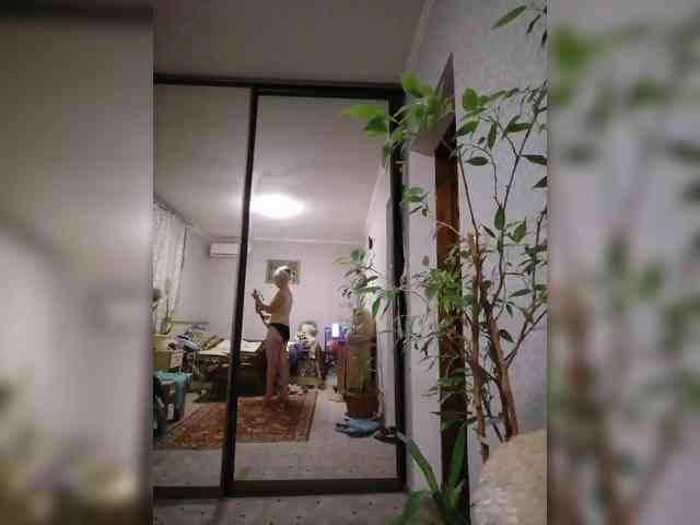 yscromnay webcam