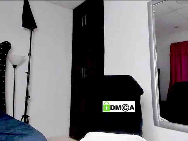 XScarlette_13X webcam