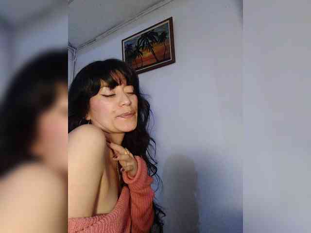 Linda-Tease webcam