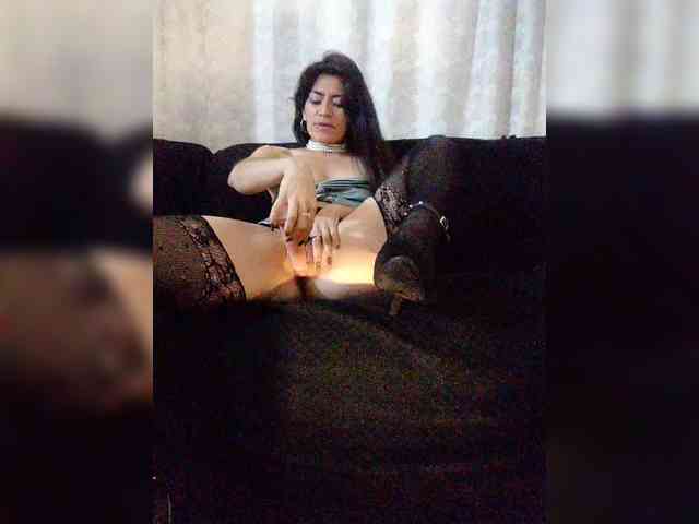 Linda-Tease Linda-Tease