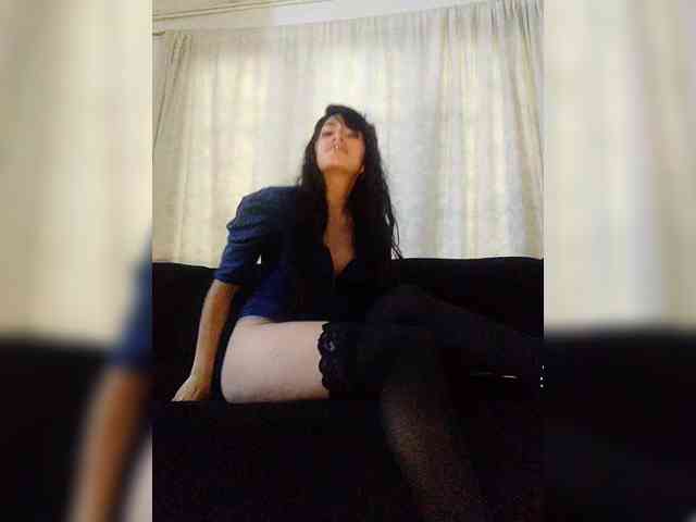 Linda-Tease Linda-Tease