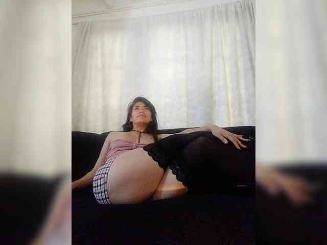 Linda-Tease webcam