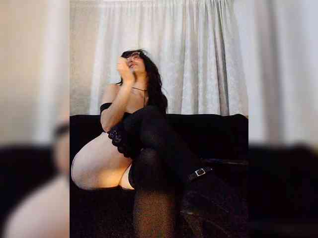 Linda-Tease