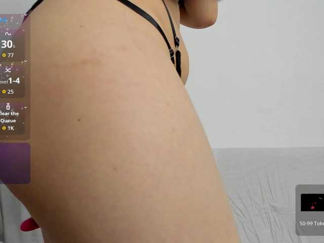 floomaliana's BongaCams show and profile