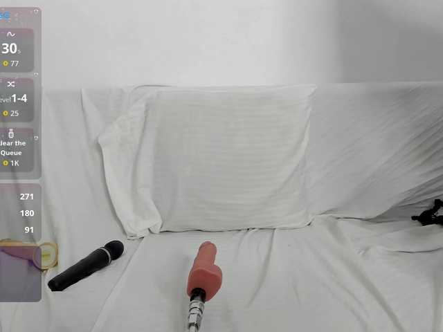 floomaliana's BongaCams show and profile