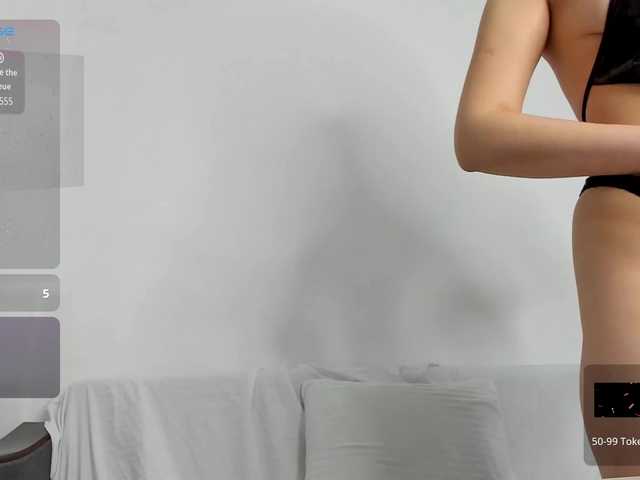 floomaliana's BongaCams show and profile