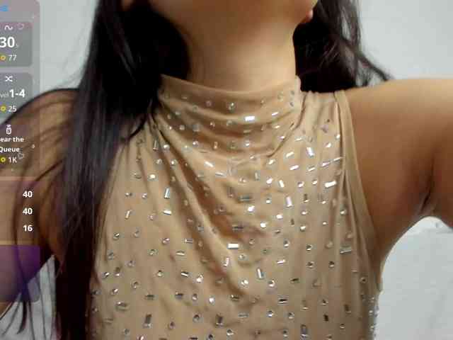 floomaliana Live Webcam on BongaCams