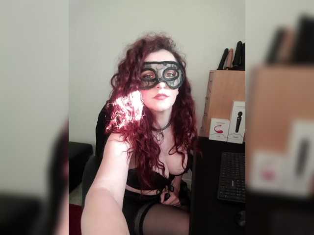 Nin-asexe's BongaCams show and profile