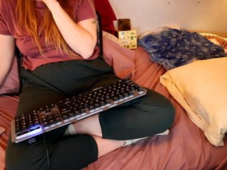 XxpixeyxX Porn Show