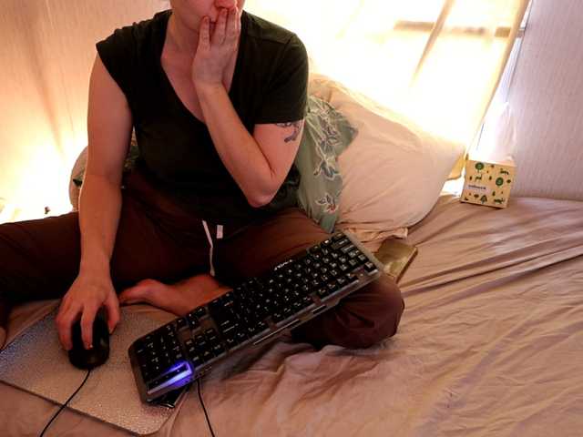 XxpixeyxX's BongaCams show and profile