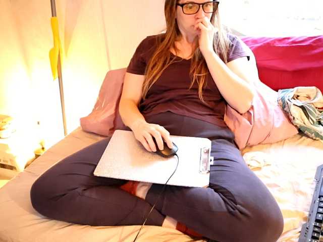 XxpixeyxX's BongaCams show and profile