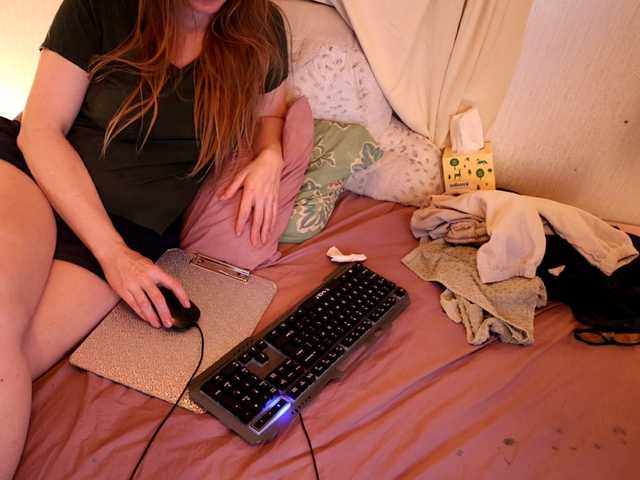 XxpixeyxX's BongaCams show and profile