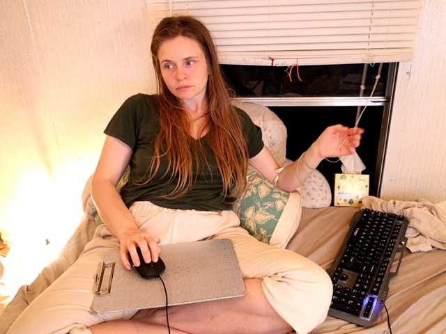 XxpixeyxX's BongaCams show and profile