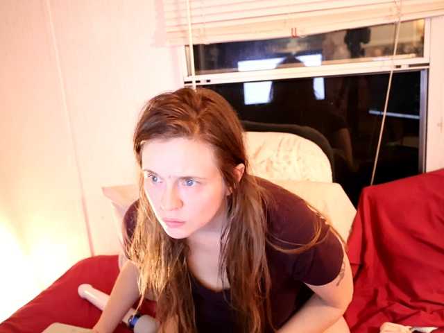 XxpixeyxX's BongaCams show and profile