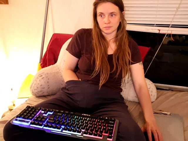 XxpixeyxX's BongaCams show and profile