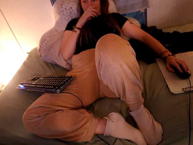 XxpixeyxX's BongaCams show and profile