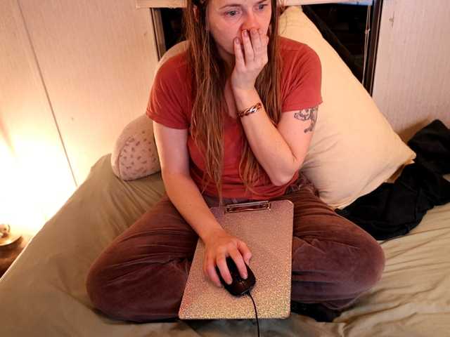 XxpixeyxX's BongaCams show and profile