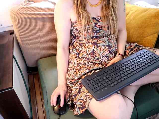 XxpixeyxX webcam