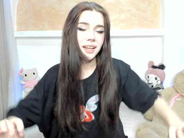 Yoursissydoll Live Webcam on BongaCams