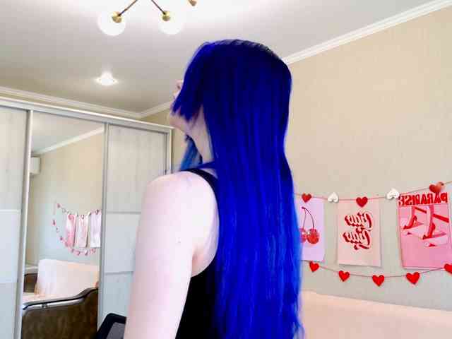 Yoursissydoll Live Webcam on BongaCams