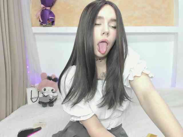 Yoursissydoll