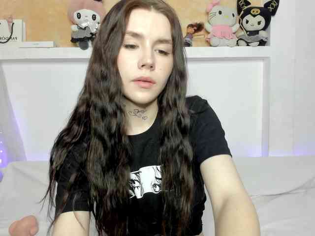 Yoursissydoll Live Webcam on BongaCams