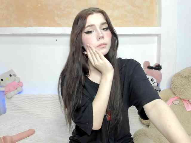 Yoursissydoll Live Webcam on BongaCams