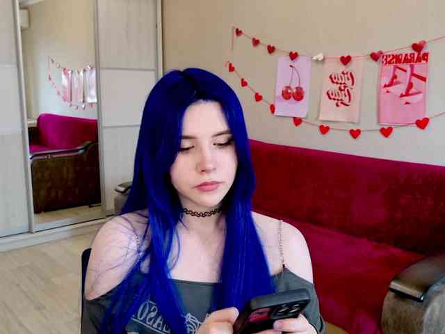 Yoursissydoll