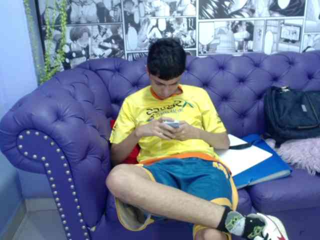 MattiSnow Live Webcam on BongaCams