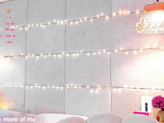 violethilton's BongaCams show and profile