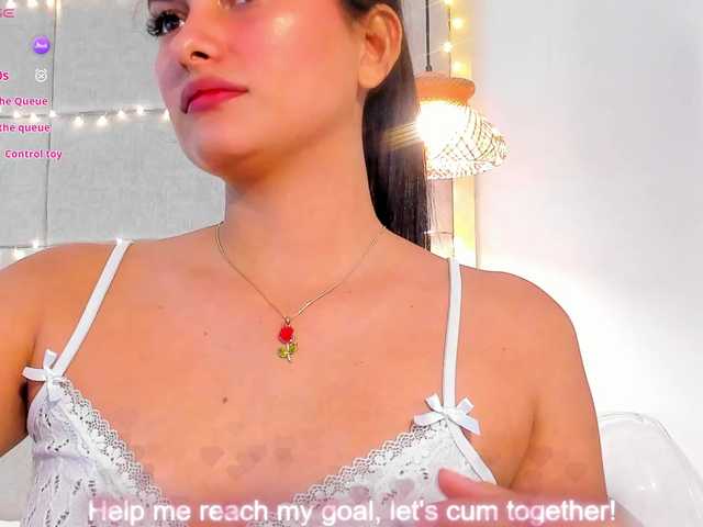 violethilton's BongaCams show and profile