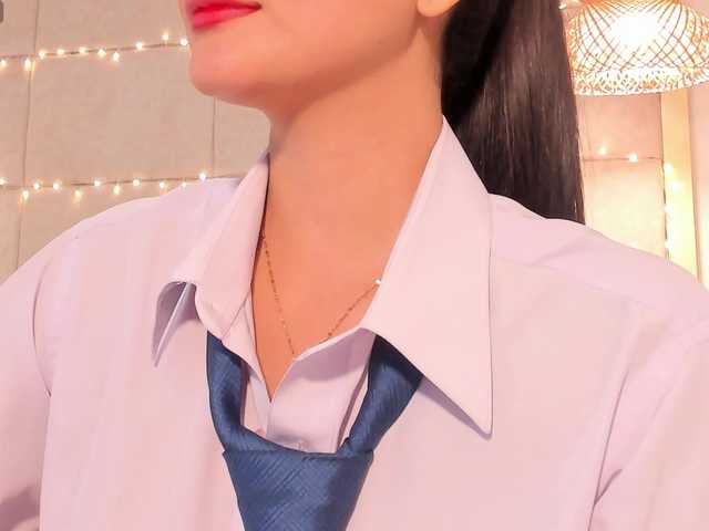 violethilton's BongaCams show and profile